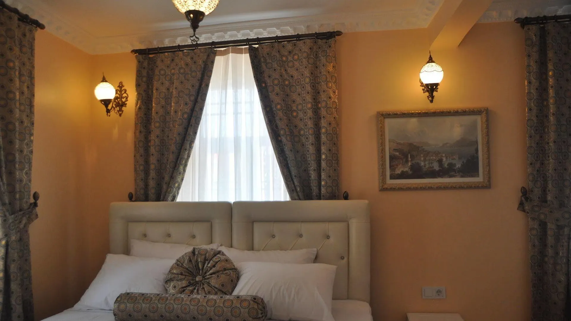 Corner Suites Taksim Istanbul 3*,